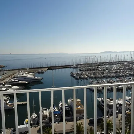 Hyères, 2 Pièces, 4 Personnes - Fr-1-335-123 * Hyères