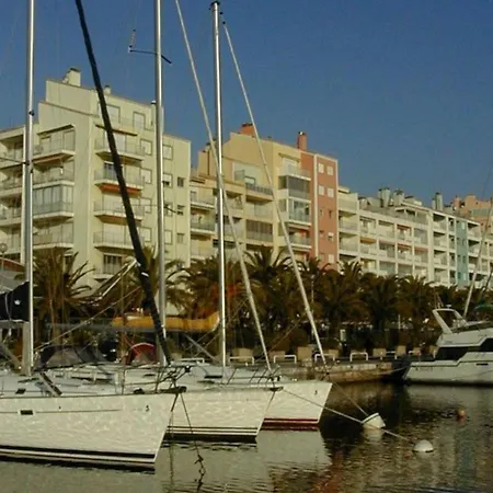 Hyères, 2 Pièces, 4 Personnes - Fr-1-335-123 * Hyères
